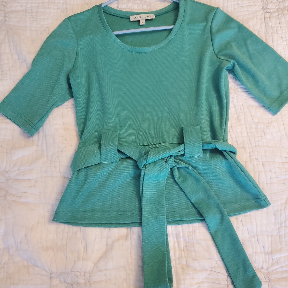 Shabby apple beautiful  blouse. Size 6